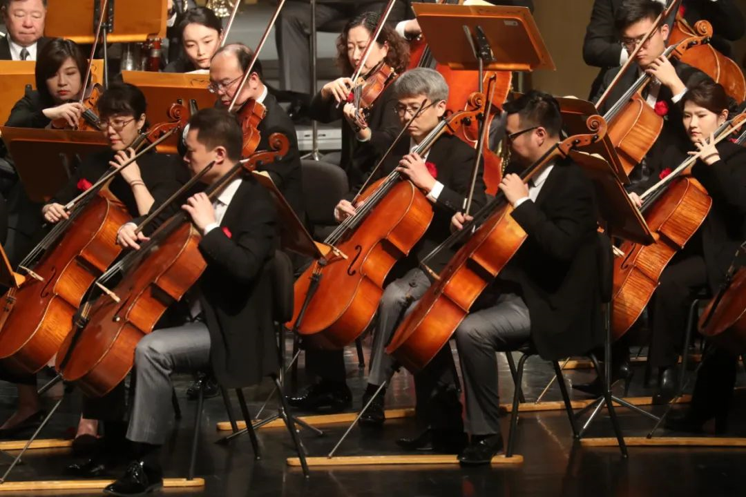 九游体育-莎拉波娃迎来五赛季出色发挥,巴黎圣日耳曼观众热烈欢呼!全场沸腾不已-九游体育